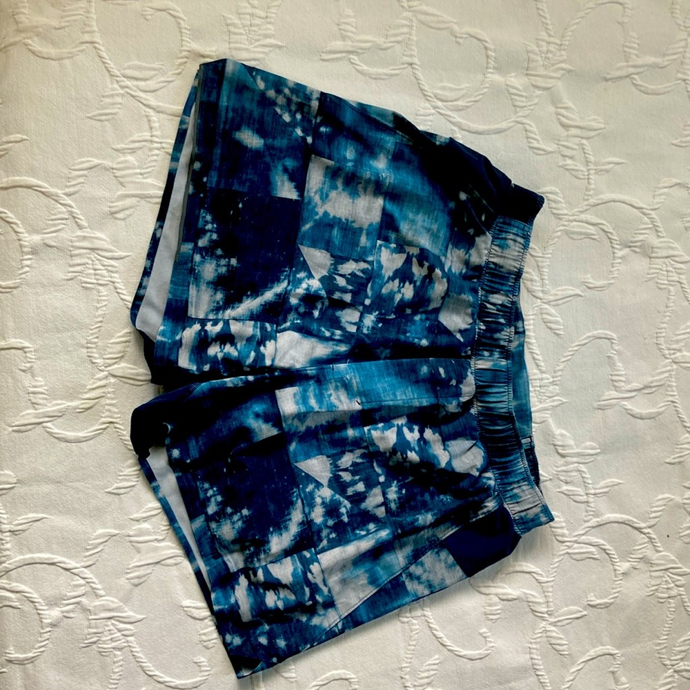 Lululemon medium shorts